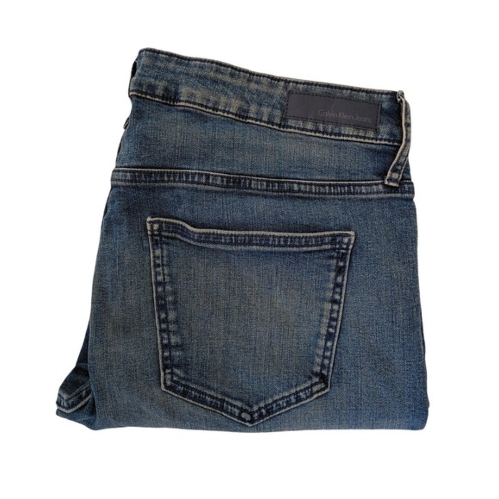Calvin Klein Jeans Slim Boyfriend Mid Wash Denim Women's Size 10 W30x29 - Picture 4 of 9